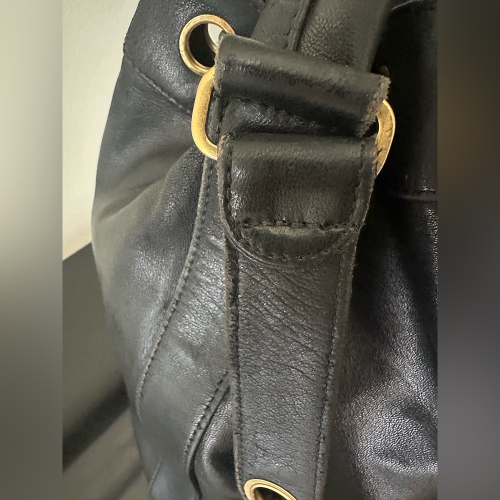 CHANEL Black Leather Bucket Bag with Gold Chain - Picture 3 of 15